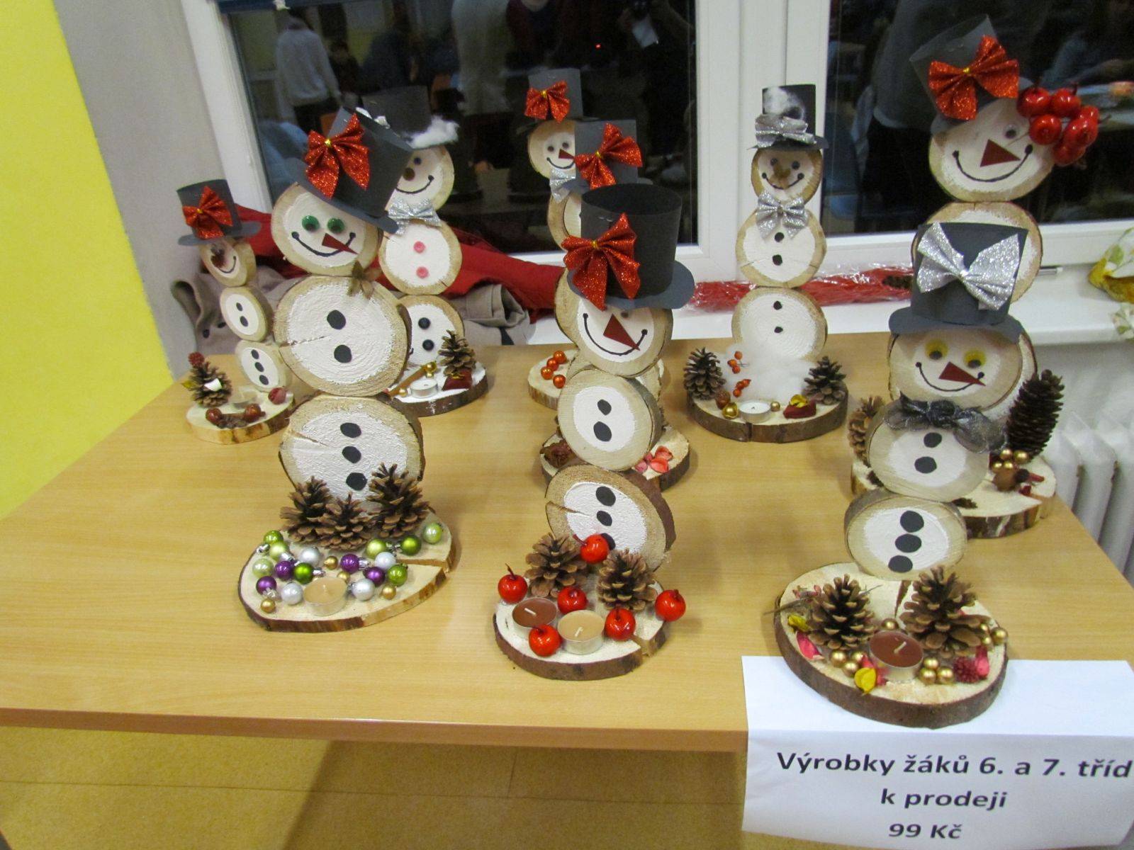 VÁNOČNÍ DÍLNIČKY VE ŠKOLE