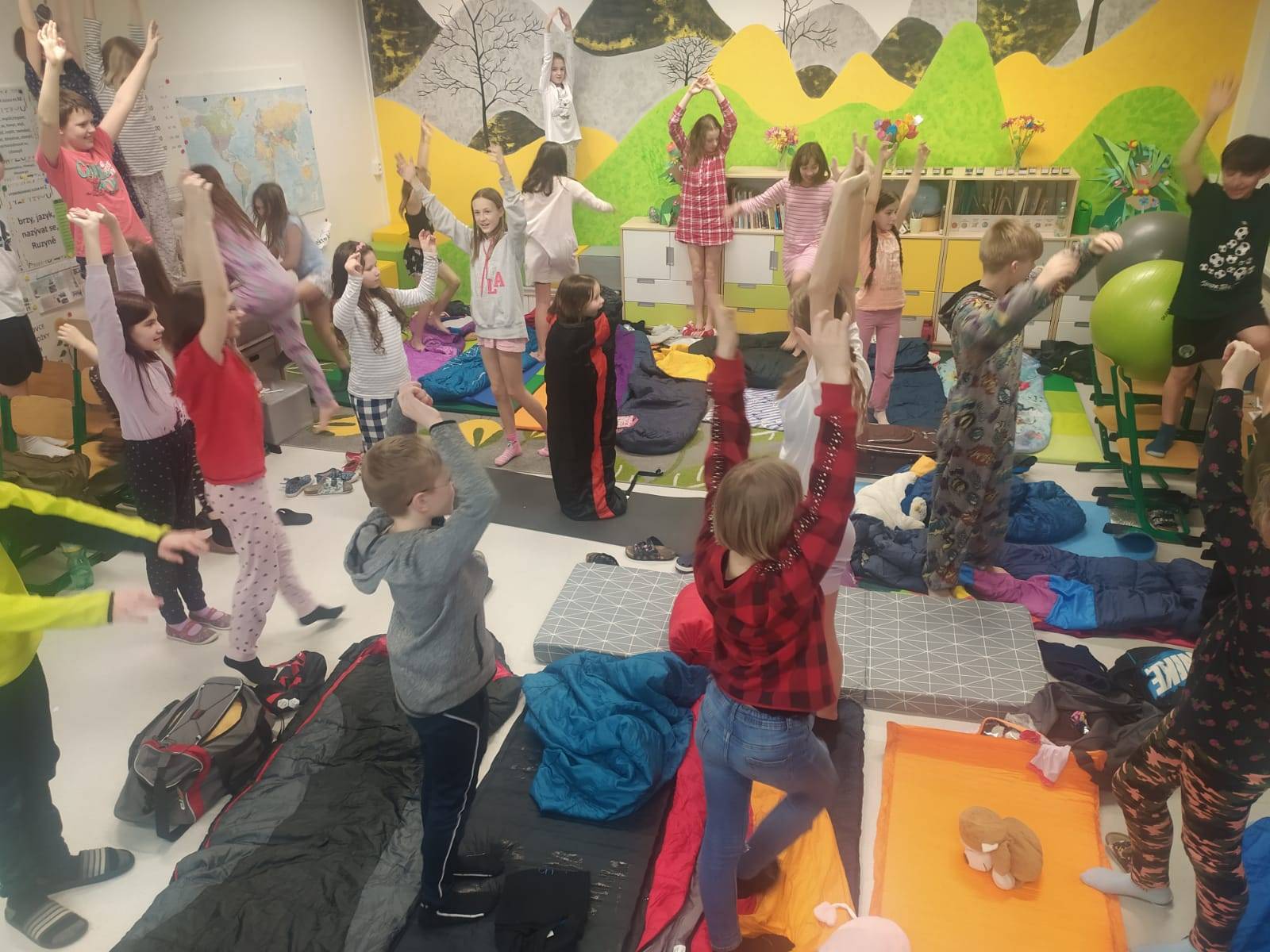 NOC S ANDERSENEM - tajemství školních chodeb